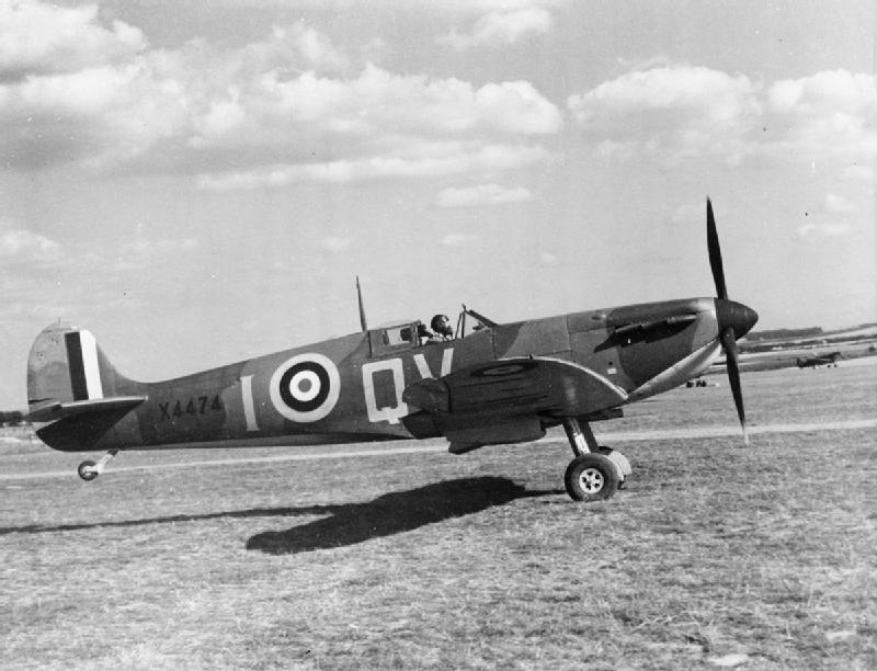 RAF "Spitfire"